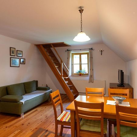 Appartement Mala Hisa à Solčava Extérieur photo